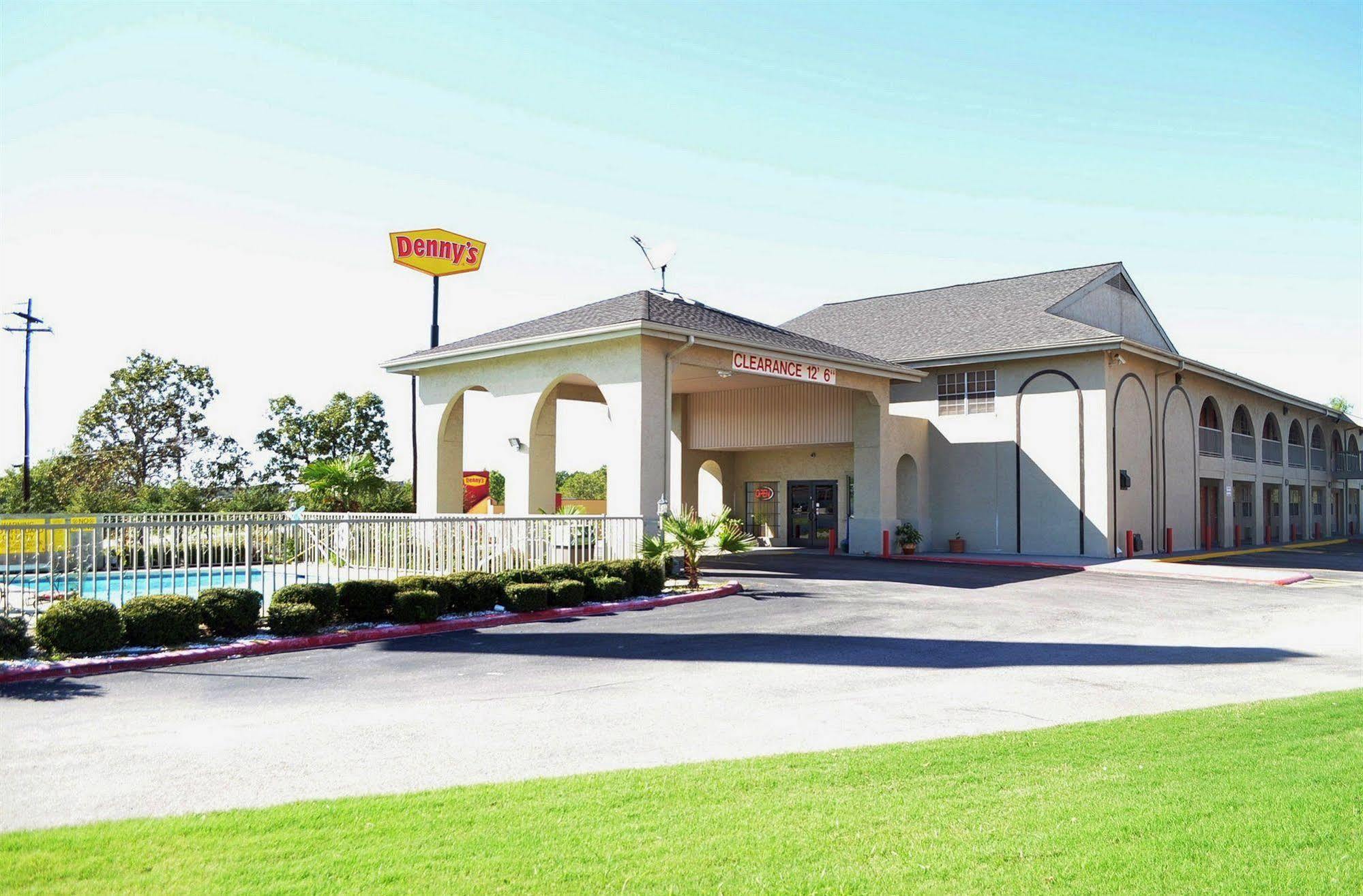 Super 8 By Wyndham - Canton, Texas Eksteriør bilde